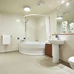 ذا ويشينج ويل فندق